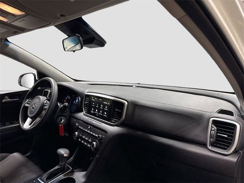 Used 2021 Kia Sportage LX image 28