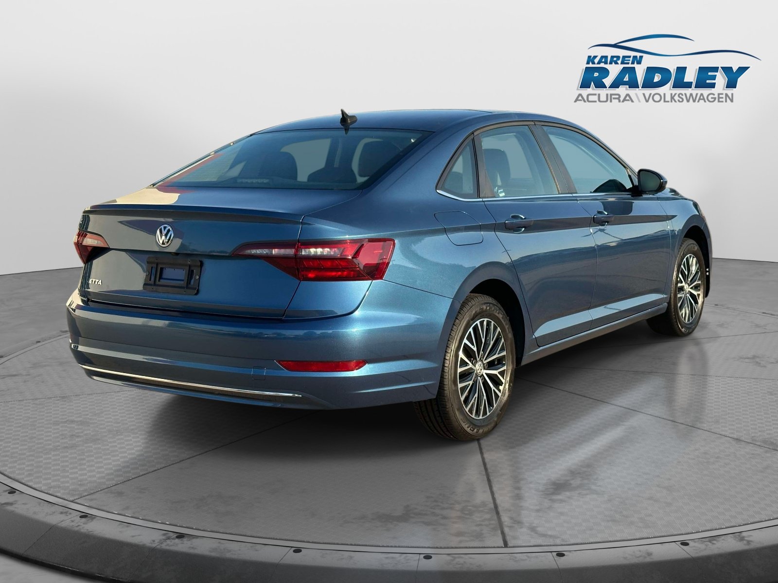Certified 2020 Volkswagen Jetta SE FWD image 2