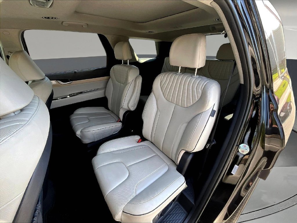 Used 2023 Hyundai Palisade Limited AWD/4WD image 26