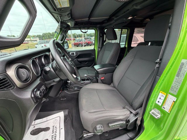 Used 2018 Jeep Wrangler Unlimited Sport AWD/4WD image 11