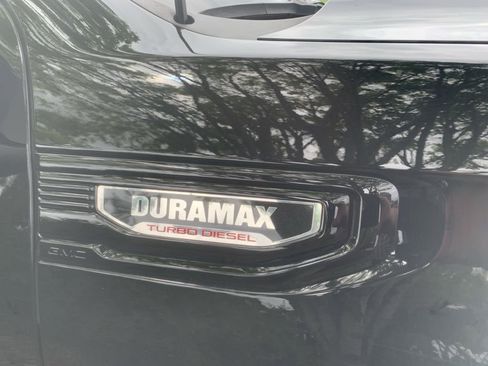 Used 2021 GMC Sierra 1500 Elevation w/ X31 Off-Road Package AWD/4WD image 7