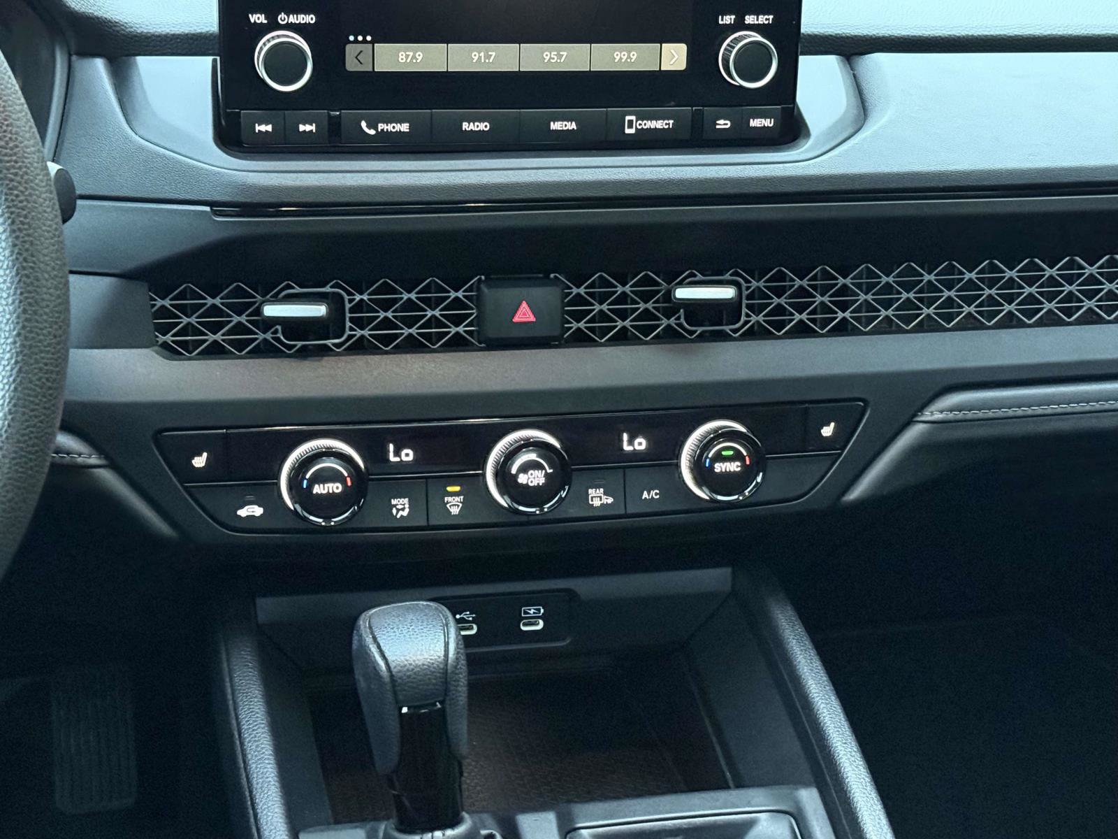 Certified 2025 Honda Accord SE image 17