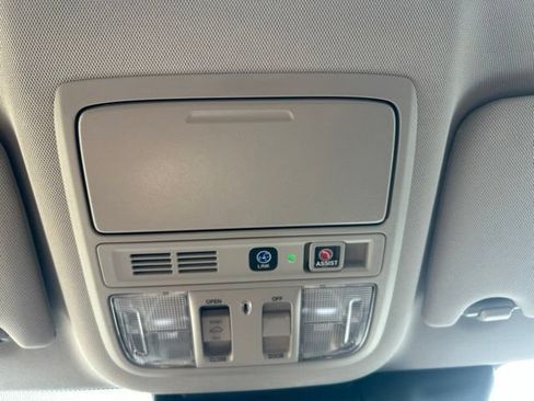 Used 2021 Honda Accord Touring image 23