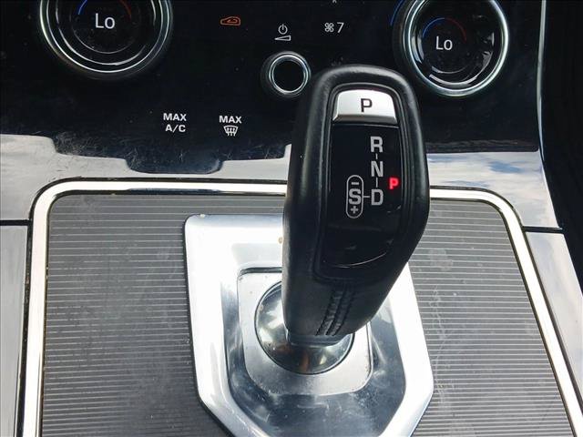 Used 2022 Land Rover Range Rover Evoque R-Dynamic SE AWD/4WD image 11