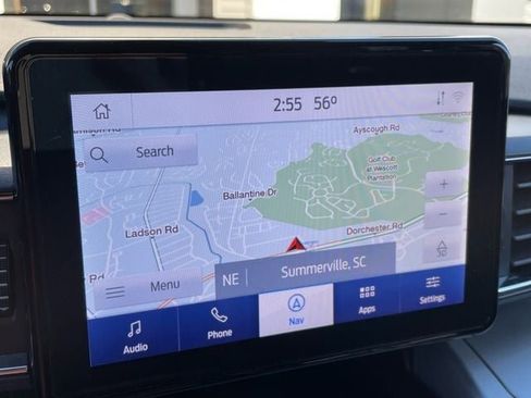 Used 2021 Ford Explorer XLT w/ Equipment Group 202A image 18