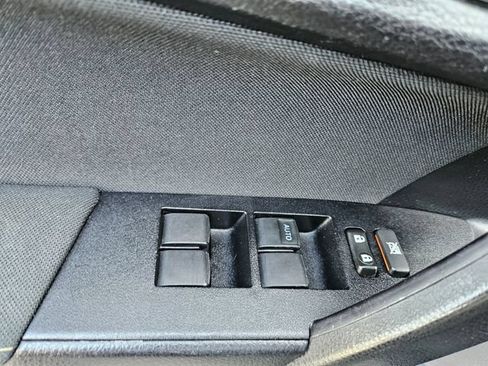 Used 2019 Toyota Corolla LE FWD image 19