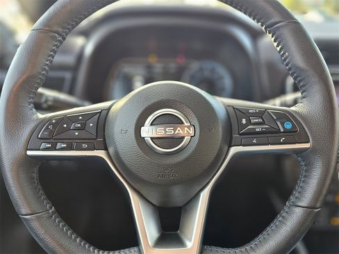 Used 2023 Nissan Leaf SV Plus image 18