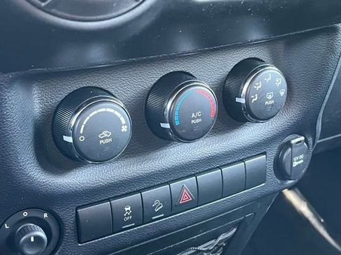 Used 2015 Jeep Wrangler Unlimited Sport w/ Quick Order Package 24S image 14
