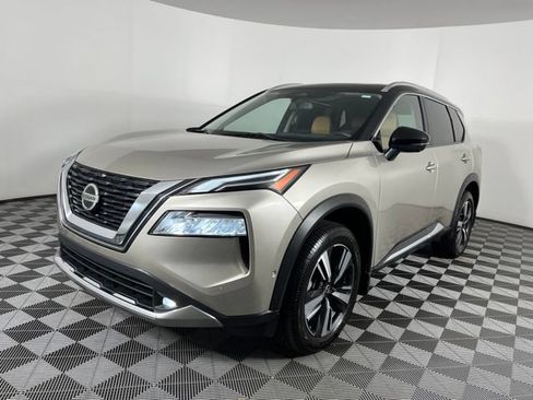 Used 2021 Nissan Rogue Platinum FWD image 6