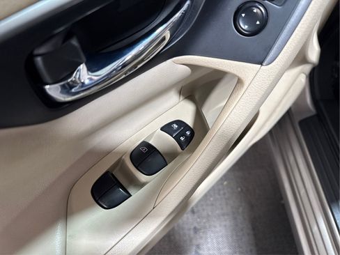 Used 2015 Nissan Altima 2.5 S w/ Power Driver Seat Package FWD image 30