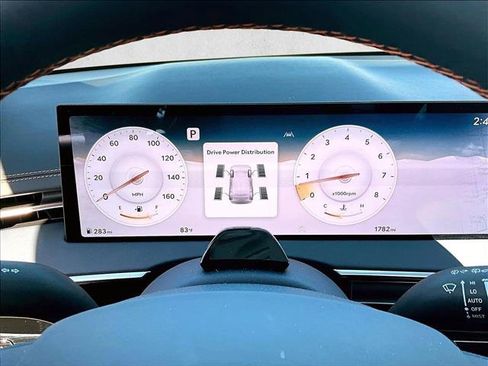 Used 2026 Genesis GV70 3.5T Sport Advanced image 21