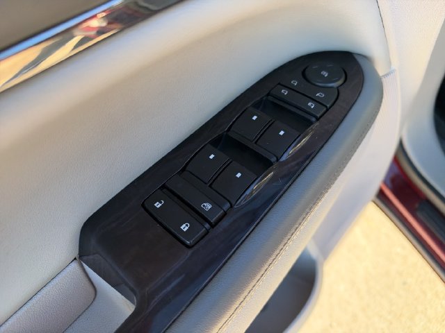 Used 2017 Buick Enclave Premium w/ Experience Buick Package FWD image 13