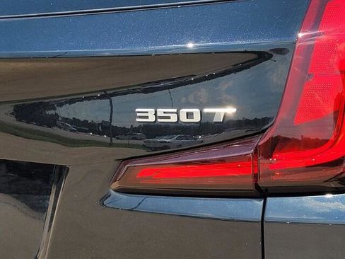 Used 2023 Cadillac XT4 Luxury w/ Cold Weather Package image 10