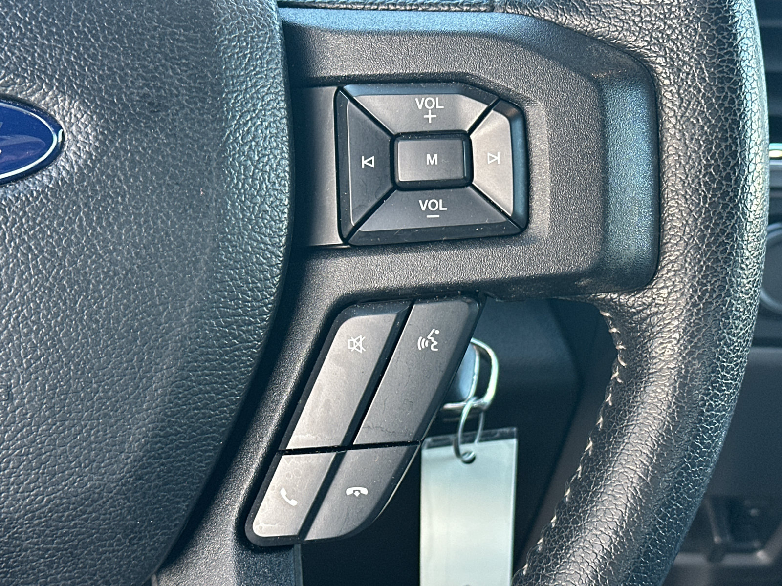 Used 2015 Ford F150 XLT w/ Equipment Group 302A Luxury AWD/4WD image 20