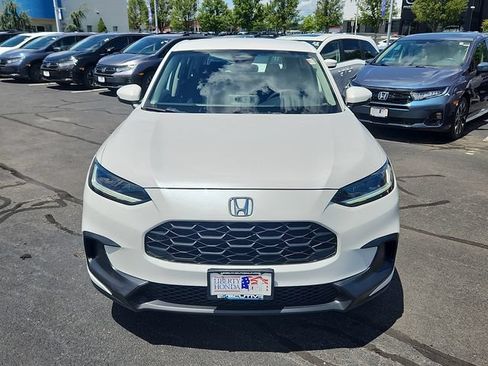 Used 2025 Honda HR-V LX image 2