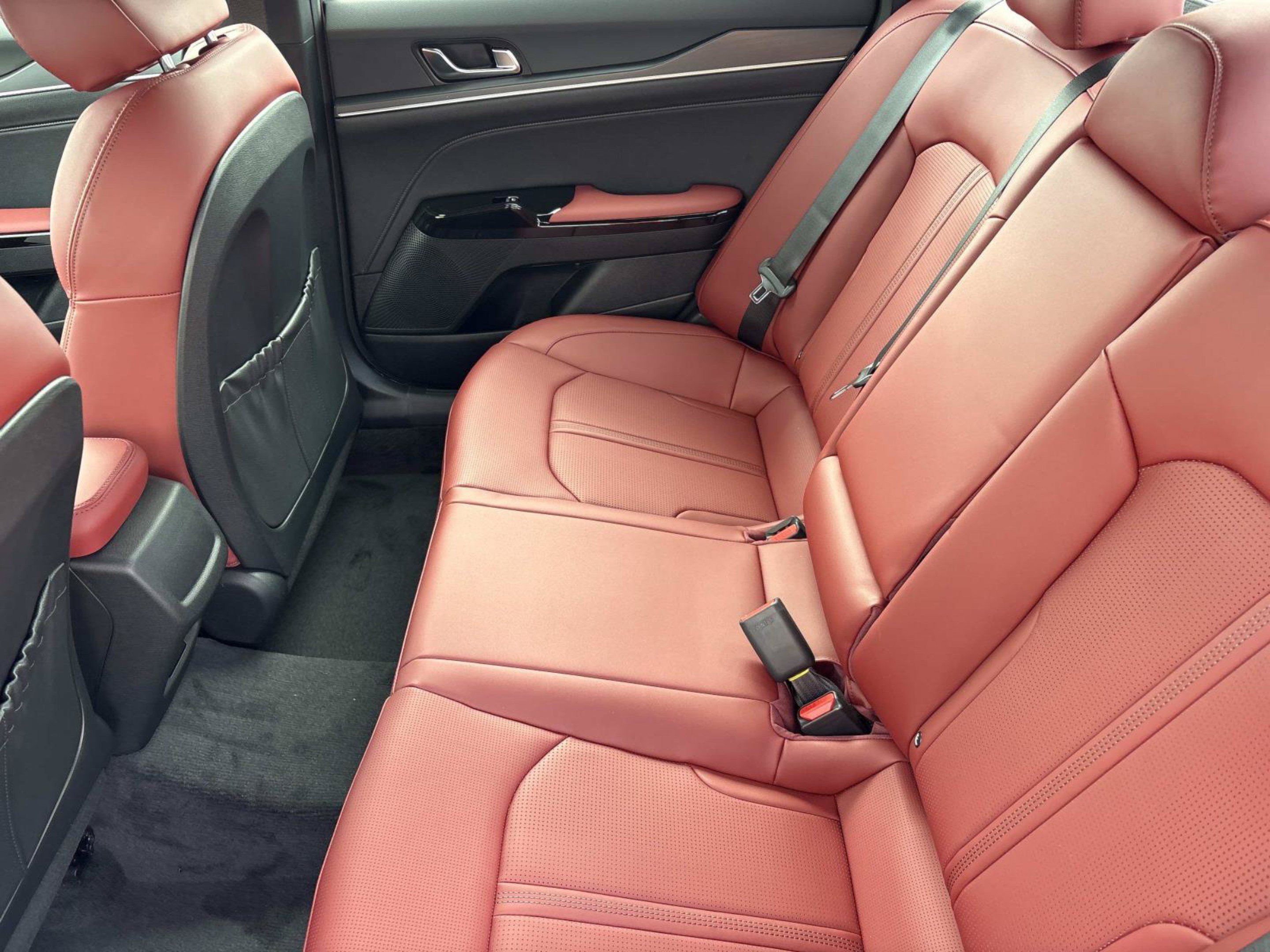 New 2027 Kia K5 GT-Line FWD image 13
