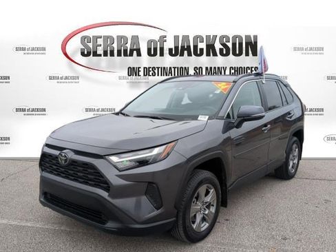 Used 2024 Toyota RAV4 XLE image 5