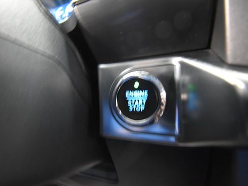 Used 2022 Ford F150 Lariat w/ Equipment Group 502A High image 14