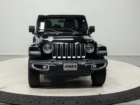 Used 2021 Jeep Wrangler Unlimited Sahara w/ LED Lighting Group AWD/4WD image 3