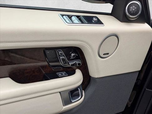 Used 2021 Land Rover Range Rover Westminster Edition image 7