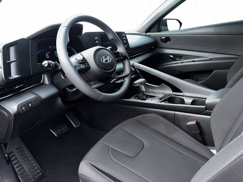 New 2026 Hyundai Elantra SEL Sport Premium image 9