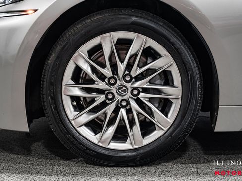 Used 2018 Lexus LS 500 AWD image 9