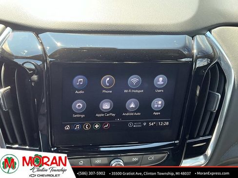 Certified 2023 Chevrolet Traverse LT FWD image 22