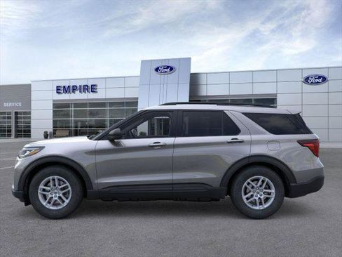 New 2026 Ford Explorer Active AWD/4WD image 3