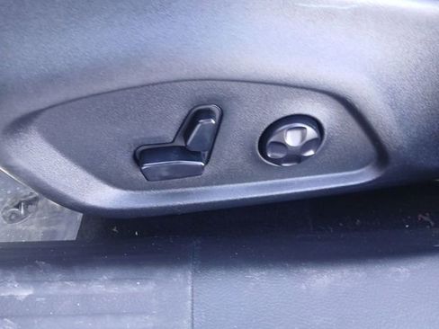 Used 2018 Jeep Compass Limited w/ Navigation Group image 12