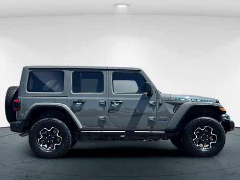 Used 2021 Jeep Wrangler Unlimited Rubicon 4xe w/ Cold Weather Group AWD/4WD image 6