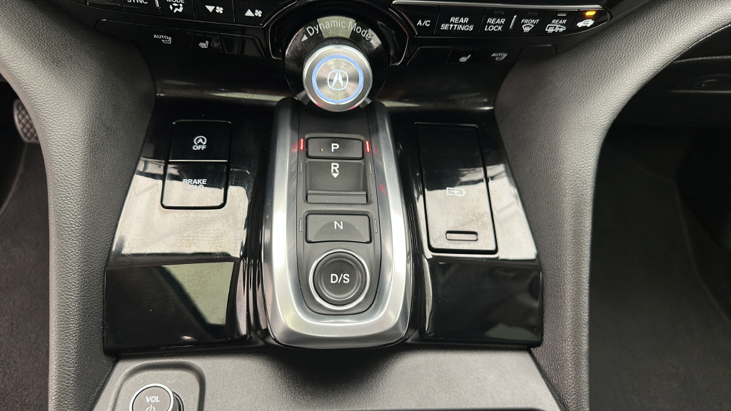 Used 2025 Acura MDX SH-AWD image 20