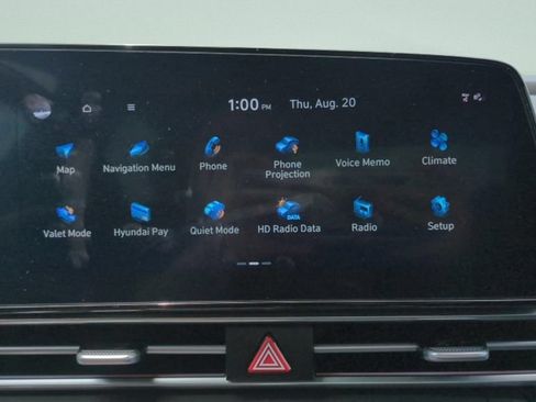 Used 2021 Hyundai Elantra SEL FWD image 18