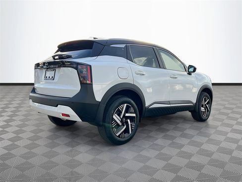 New 2026 Nissan Kicks SV image 7