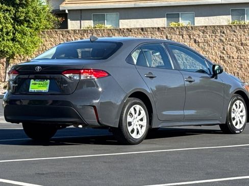 Used 2025 Toyota Corolla LE image 11