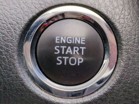 Used 2022 Toyota Camry XSE image 26