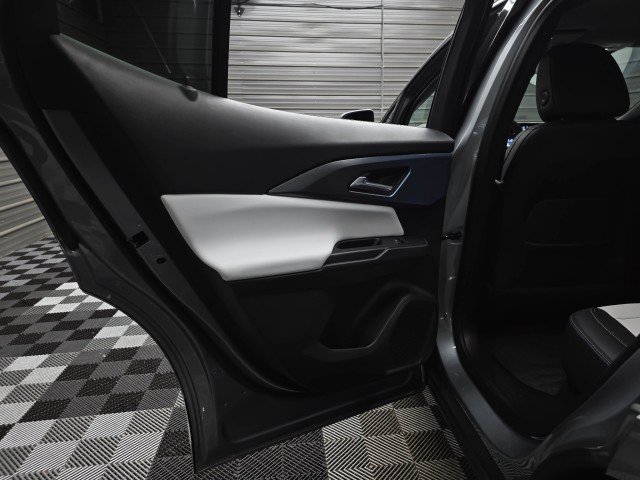 Used 2025 Chevrolet Equinox EV LT w/ Convenience Package II FWD image 35
