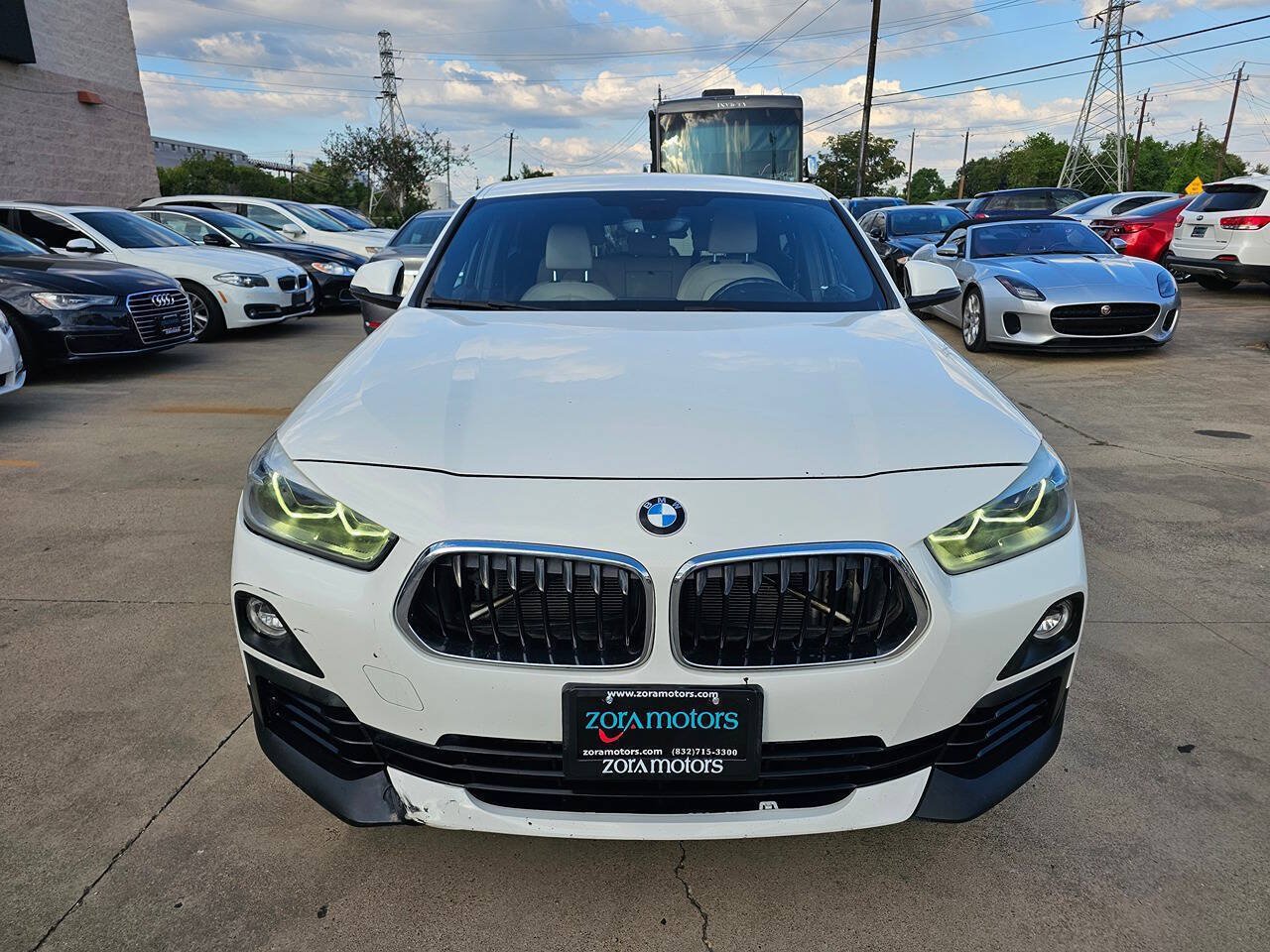 Used 2018 BMW X2 sDrive28i w/ Convenience Package FWD image 2