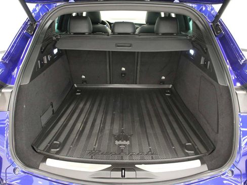 Used 2023 Maserati Grecale GT image 12