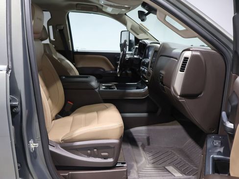 Used 2018 GMC Sierra 3500 Denali w/ Suspension Package, Off-Road image 22