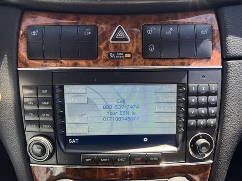 Used 2007 Mercedes-Benz CLK 350 Cabriolet image 19