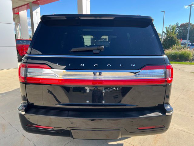Used 2019 Lincoln Navigator Reserve AWD/4WD image 6
