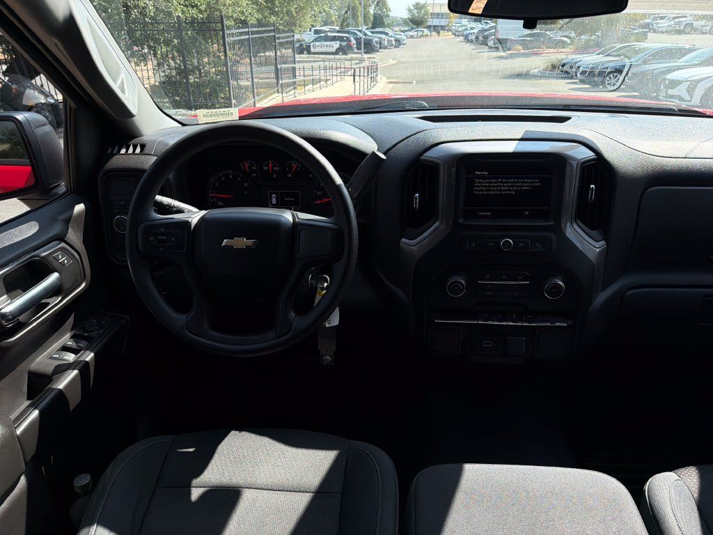 Used 2019 Chevrolet Silverado 1500 Custom w/ Custom Value Package RWD image 31
