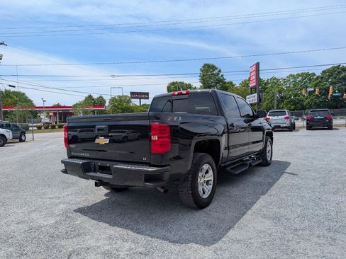 Used 2018 Chevrolet Silverado 1500 LT w/ All Star Edition AWD/4WD image 7