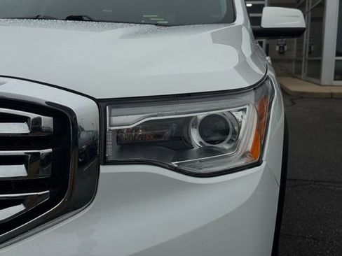 Used 2019 GMC Acadia SLT image 9