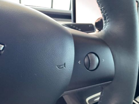 Used 2023 Tesla Model Y Long Range image 28