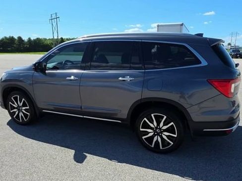 Used 2020 Honda Pilot Touring image 7