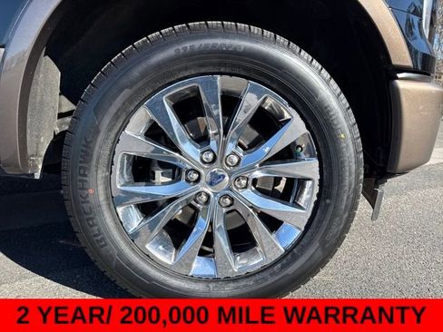 Used 2017 Ford F150 Lariat w/ Equipment Group 502A Luxury image 13