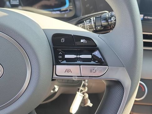 New 2026 Hyundai Elantra SE FWD image 8