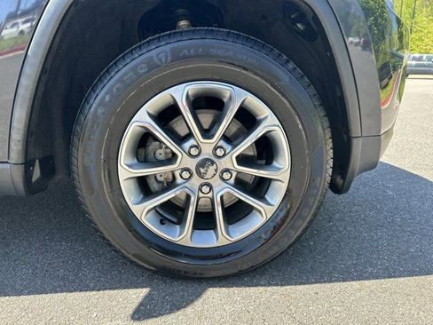 Used 2016 Jeep Grand Cherokee Limited image 15