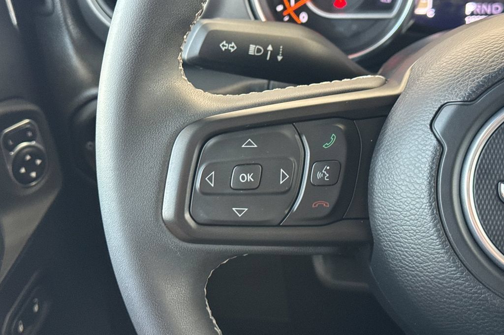 Used 2023 Jeep Wrangler Unlimited Sport AWD/4WD image 29